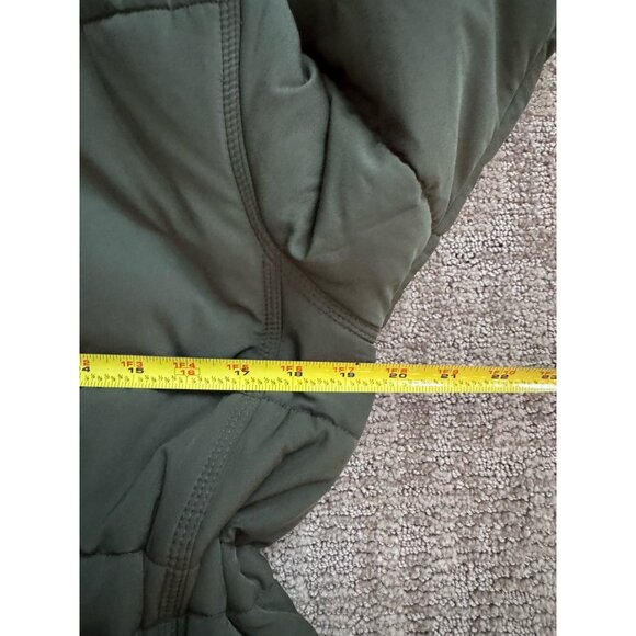 Travis Mathew Mont Blanc Puffer Jacket Quilted Hooded Grape Leaf Green S MINT - Picture 9 of 15